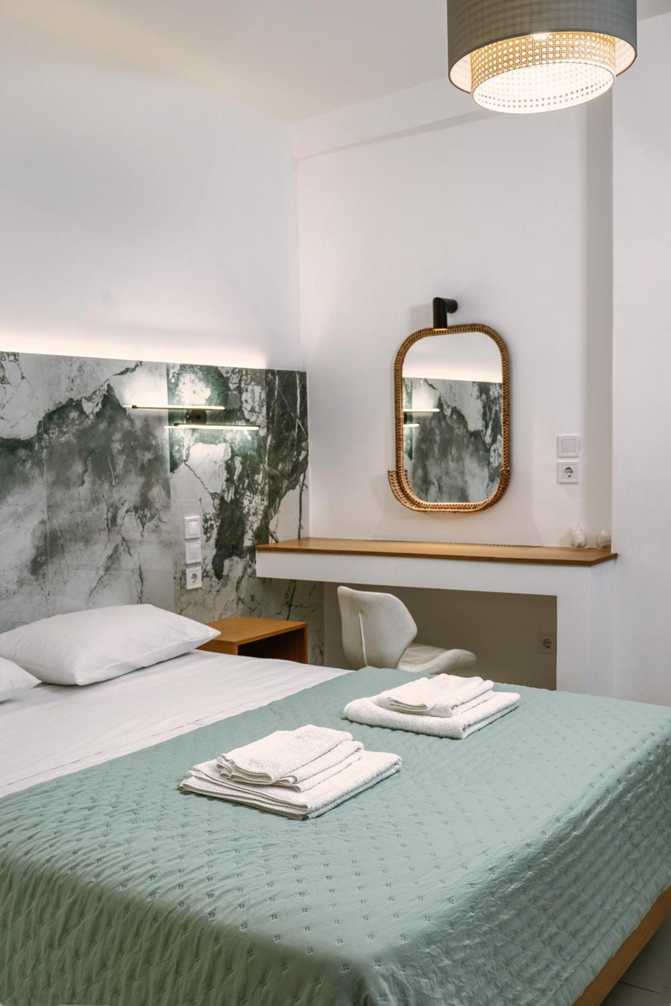 Ionis Seafront Suite Превеза Екстериор снимка