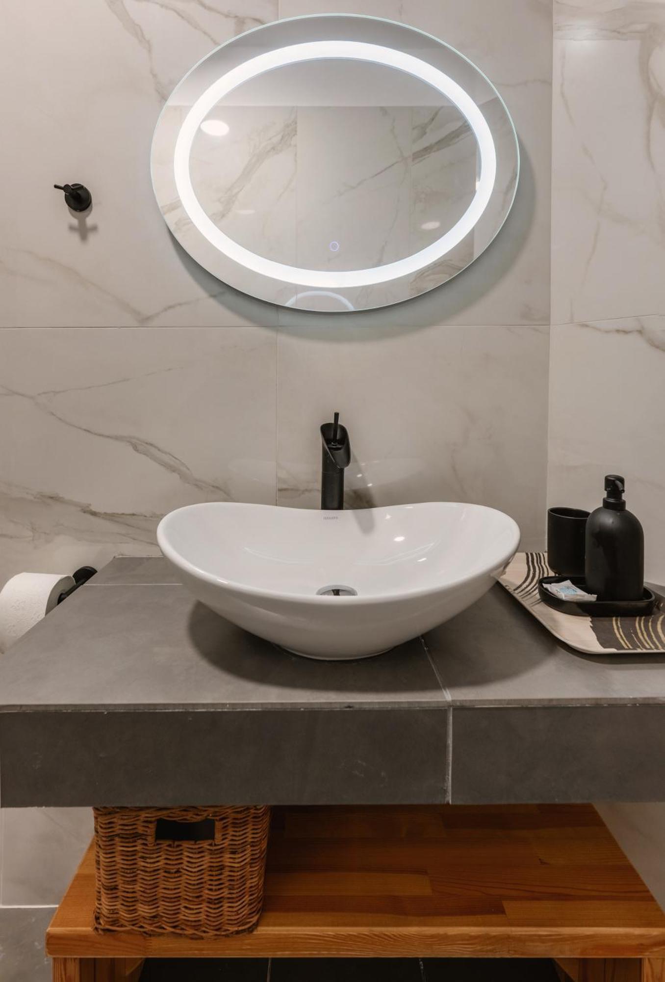 Ionis Seafront Suite Превеза Екстериор снимка