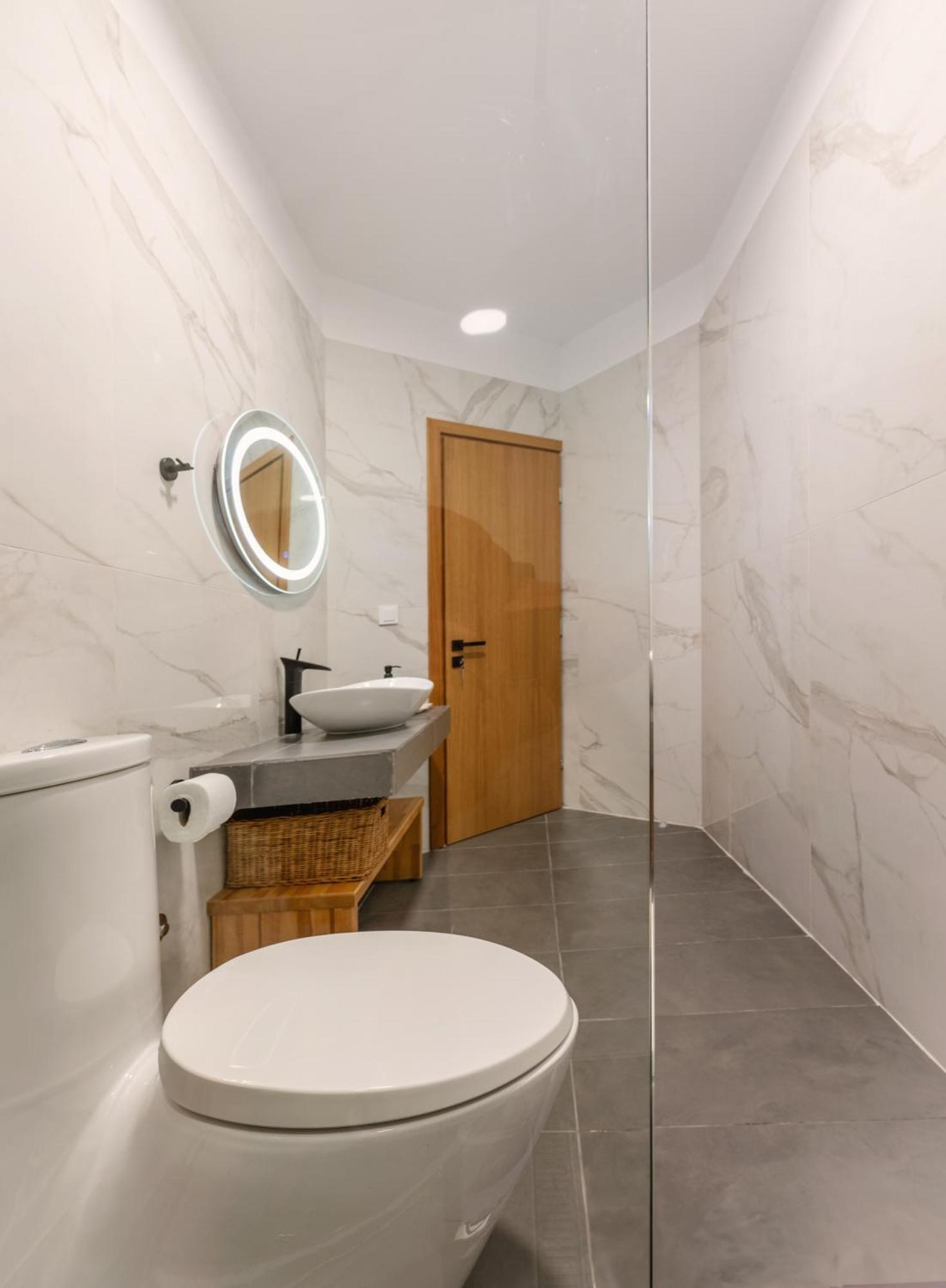 Ionis Seafront Suite Превеза Екстериор снимка
